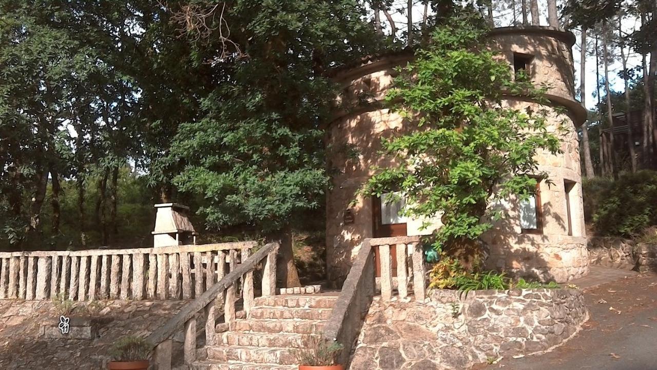 Gasthaus Aldea Os Muinos As Mirans Exterior foto